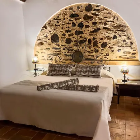Anticos Palathos Hotel 3*