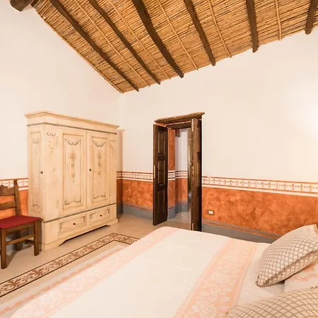 Anticos Palathos 3* Orosei