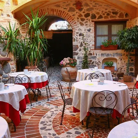 Anticos Palathos Hotel