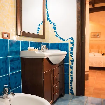 Anticos Palathos Hotell 3*